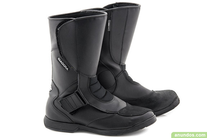 botas diadora