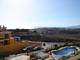 Atico con terraza y piscina en tarifa