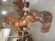 Estatua de caballo sin montura - Foto 1