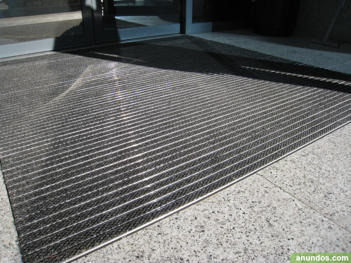 Felpudos metálicos para entradas de hoteles, tiendas, comercios - Benidorm