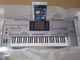 Venta nuevo yamaha tyros 5 teclado €1800